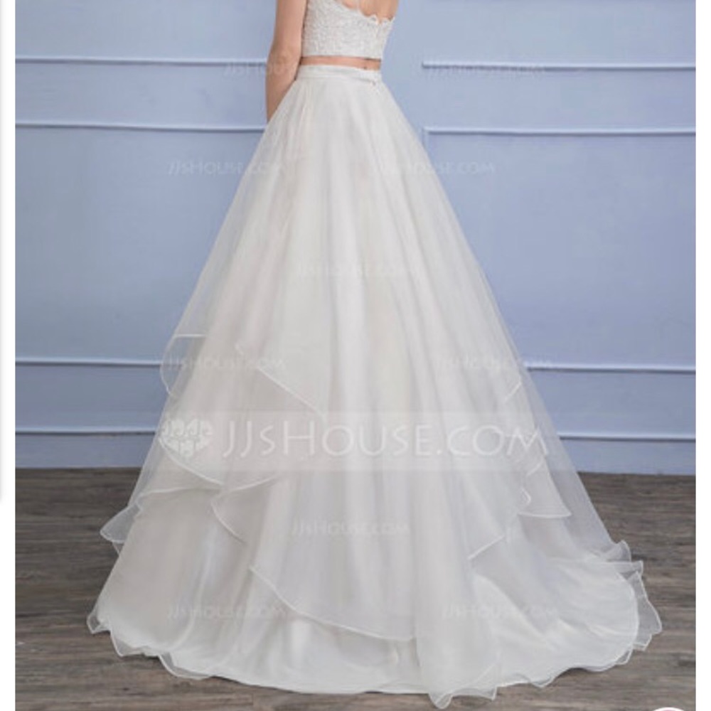 Separates sweep train organza wedding skirt